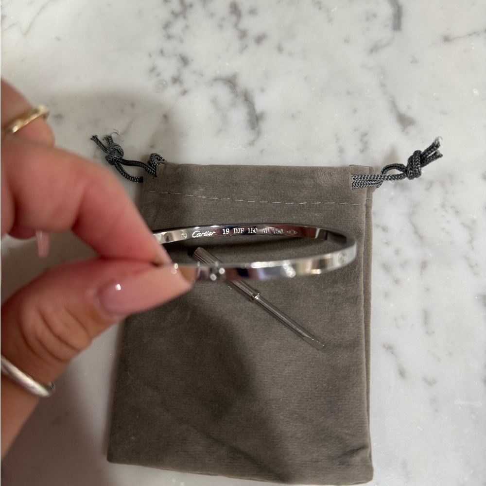Silver Screw Bracelet - Picture 4 of 7